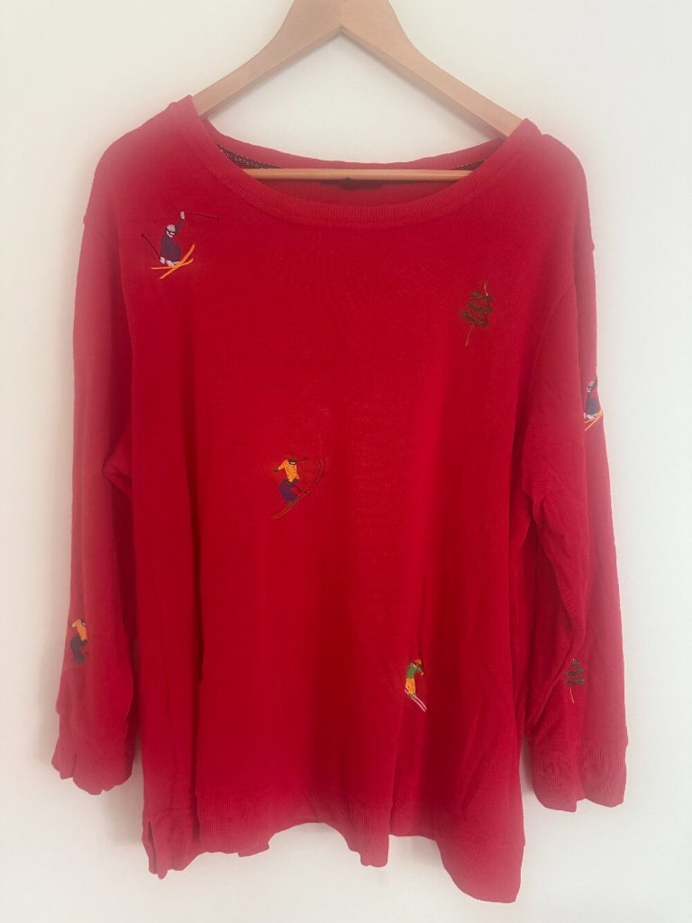 Jane + Delancey Sweater Light Sweatshirt Red With Downhill Skier Size 2X